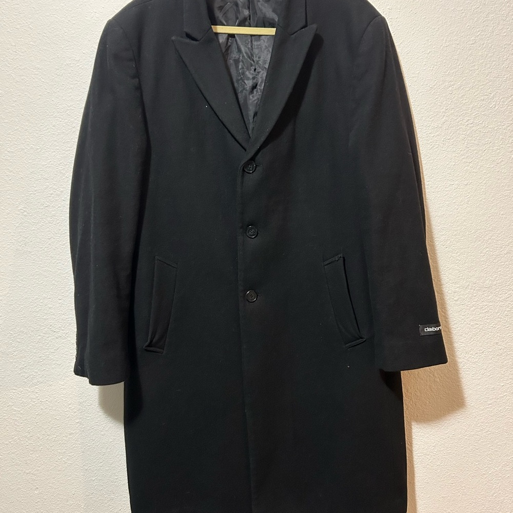 Claiborne Men's Pea Coat Black Wool thigh Length Size 48 Three Button Classic